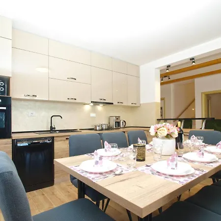 Дом отдыха Stella 2086