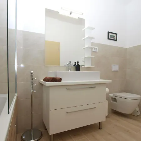 Дом отдыха Stella 2086 *