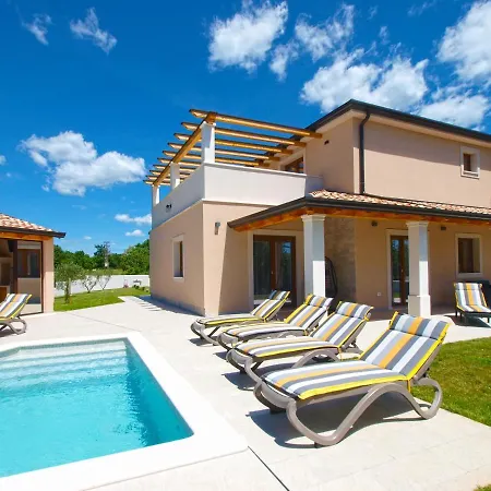 Дом отдыха Stella 2086 *