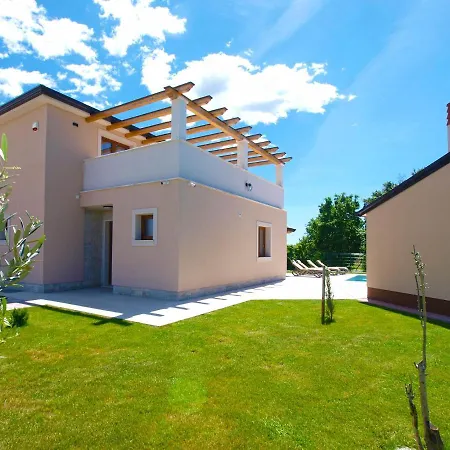 Дом отдыха Stella 2086 *